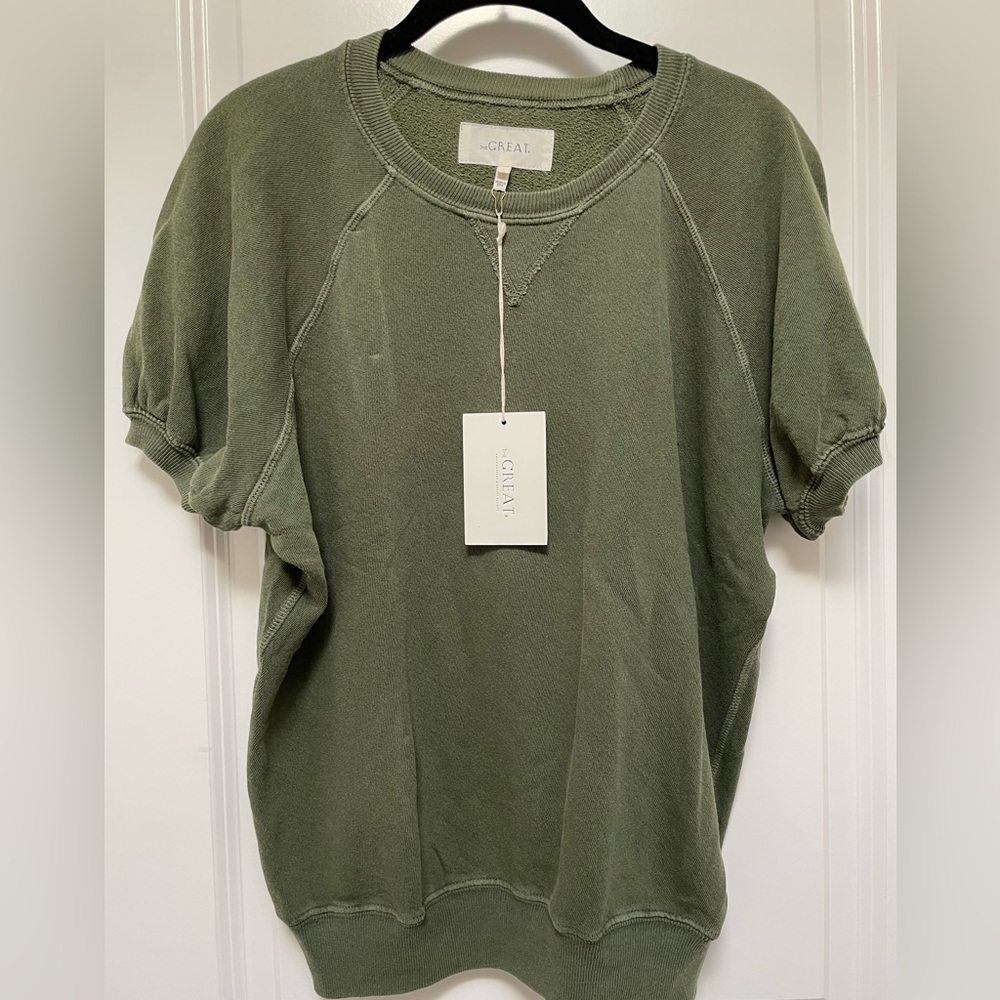 NWT The Great. Puff sleeve sweatshirt in Olive size 1, or small